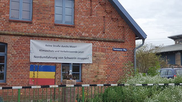 Eine Umgehung mitten durch mehrere Schutzgebiete, dagegen regt sich Widerstand.