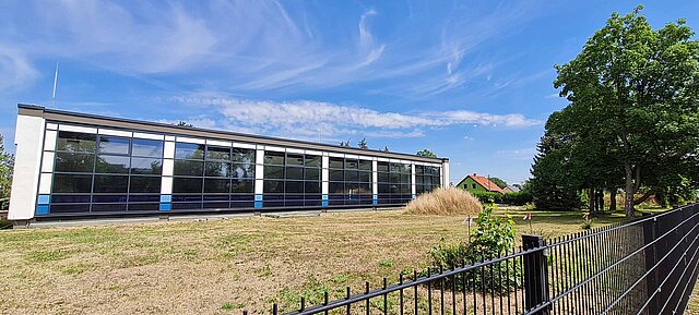 Die Sanierung der Schwimmhalle Weißenfels ist krachend gescheitert – die Halle geschlossen, die Fortsetzung der Sanierung ungewiss. 